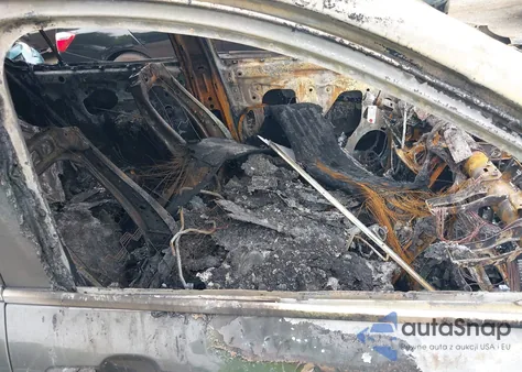 2018 Chevrolet Equinox Lt z USA, uszkodzony, nr VIN 2GNAXJEV3J6119686